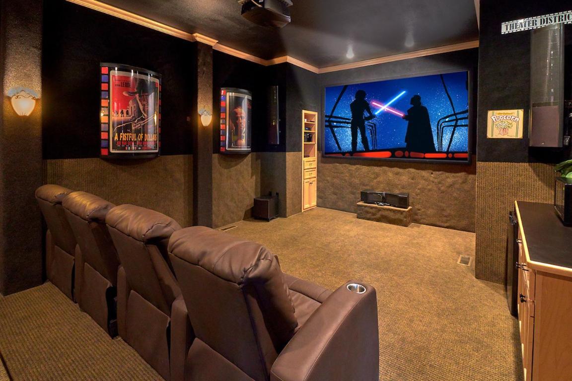 Journey'S End, 5 Bedrooms, Sleeps 12, Private Outdoor Pool, Theater, Sauna Sevierville Ngoại thất bức ảnh
